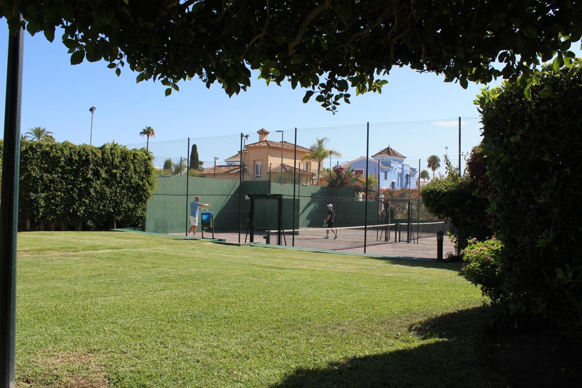 Beach Apartments In Lorcrisur San Pedro Marbella Exterior photo