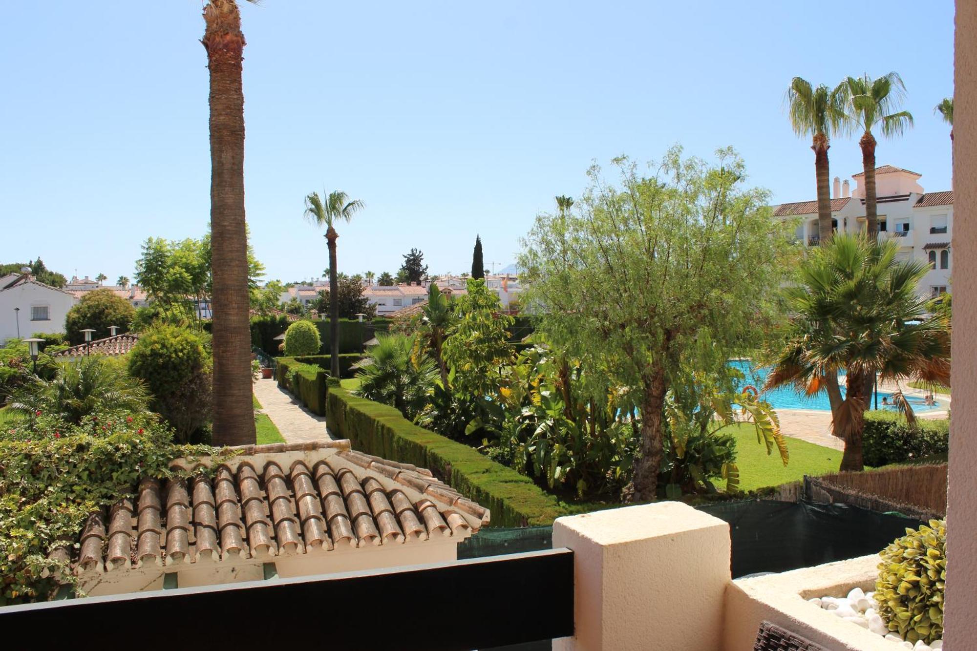 Beach Apartments In Lorcrisur San Pedro Marbella Exterior photo