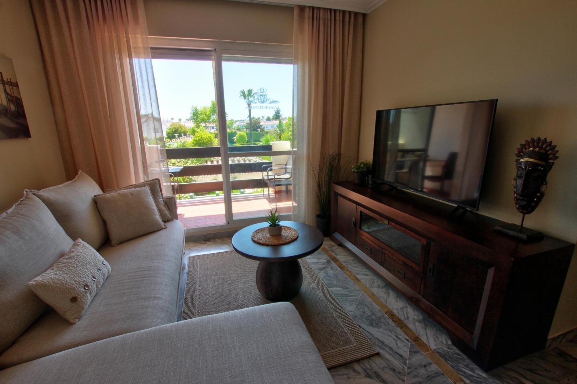 Beach Apartments In Lorcrisur San Pedro Marbella Exterior photo