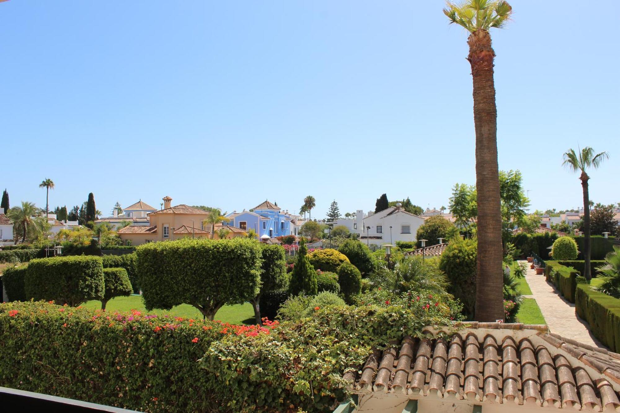Beach Apartments In Lorcrisur San Pedro Marbella Exterior photo