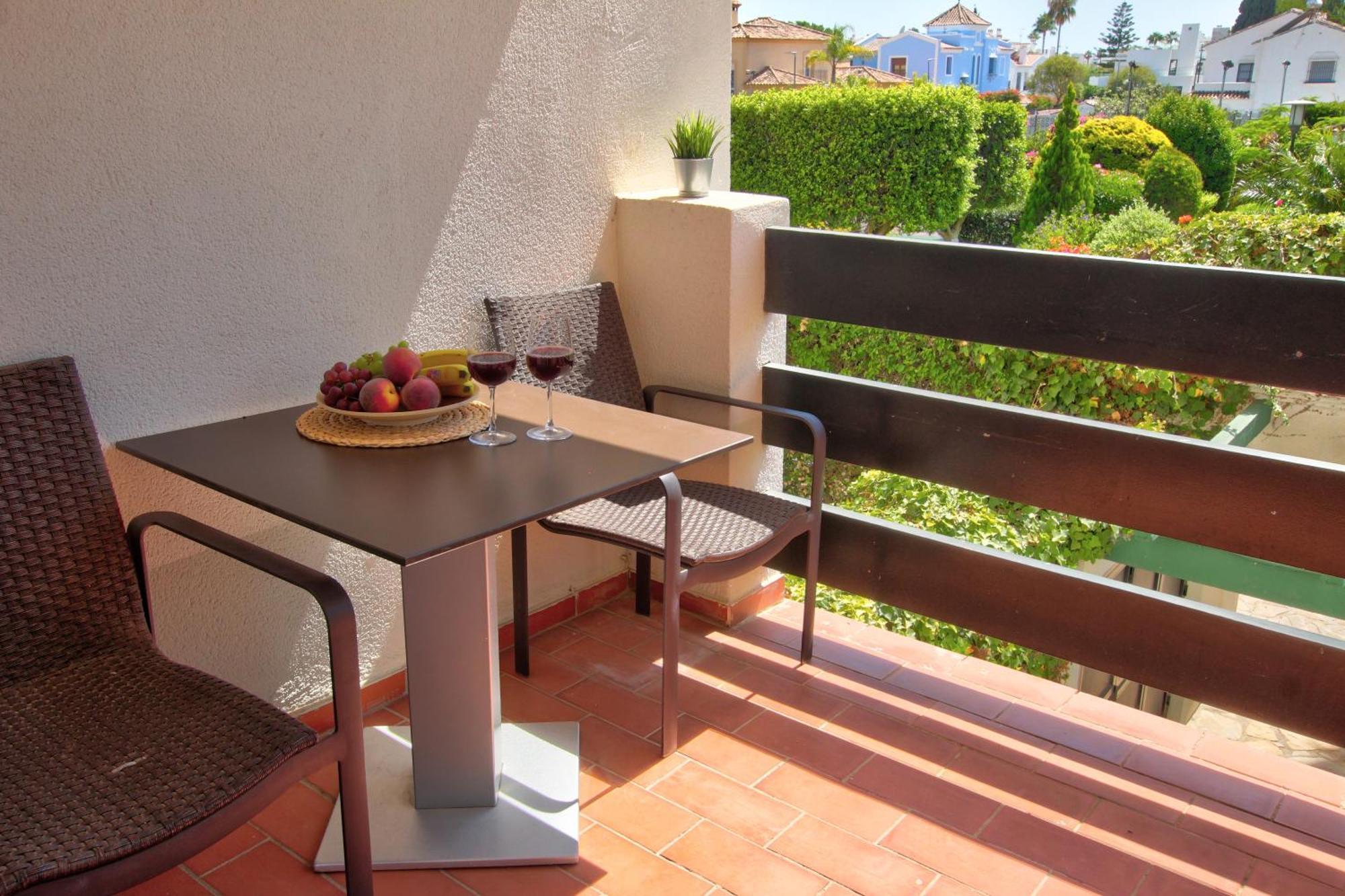 Beach Apartments In Lorcrisur San Pedro Marbella Exterior photo